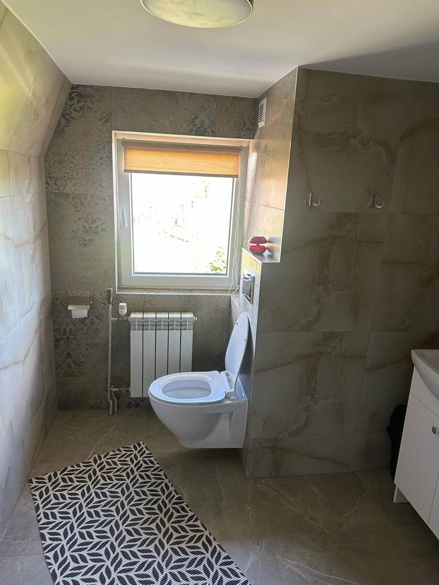 Wynajem Pokoi Goscinnych Jas I Malgosia Hostel